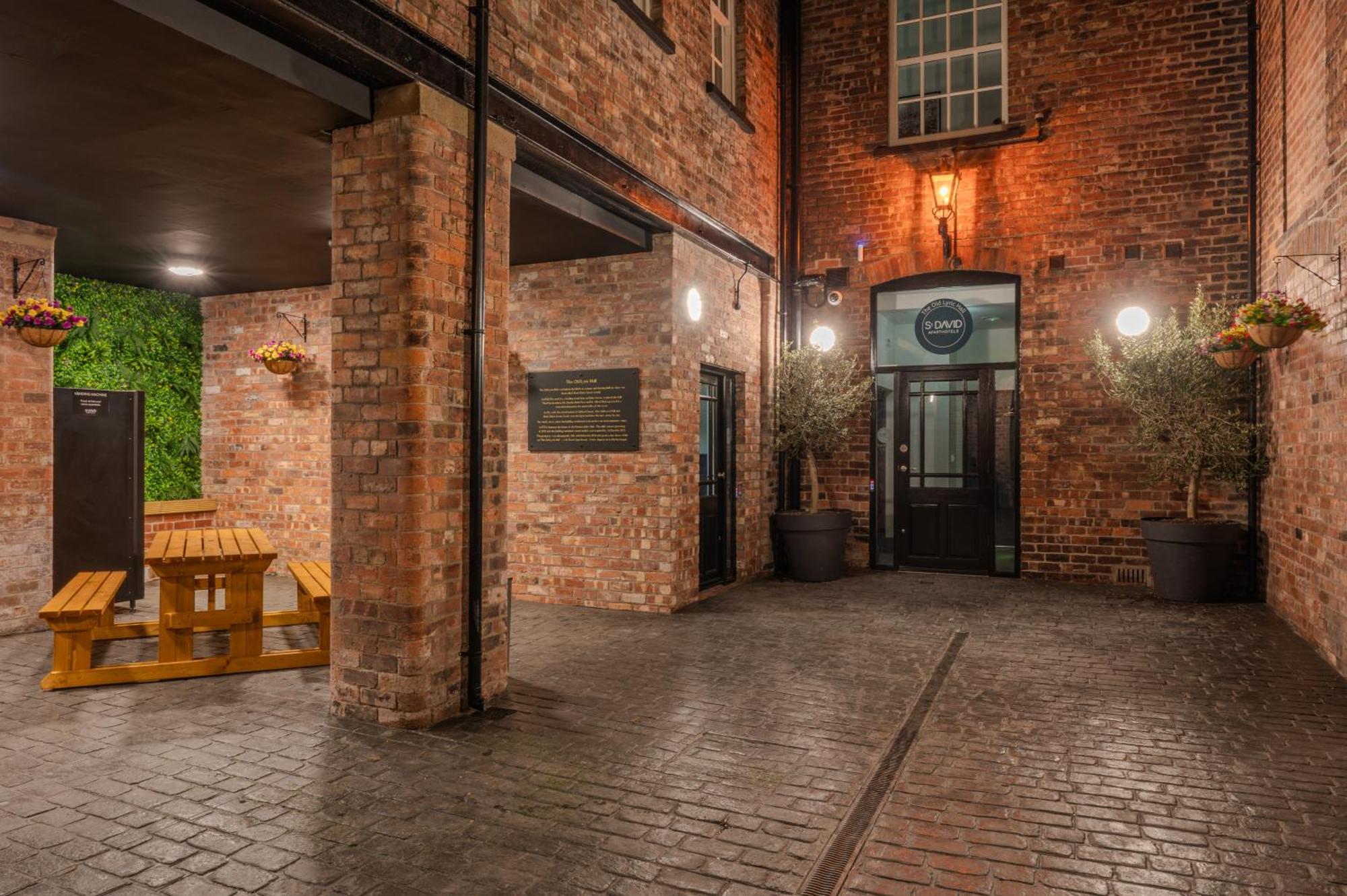 The Old Lyric Hall - A St David Aparthotel Барроу-ин-Фернесс Экстерьер фото